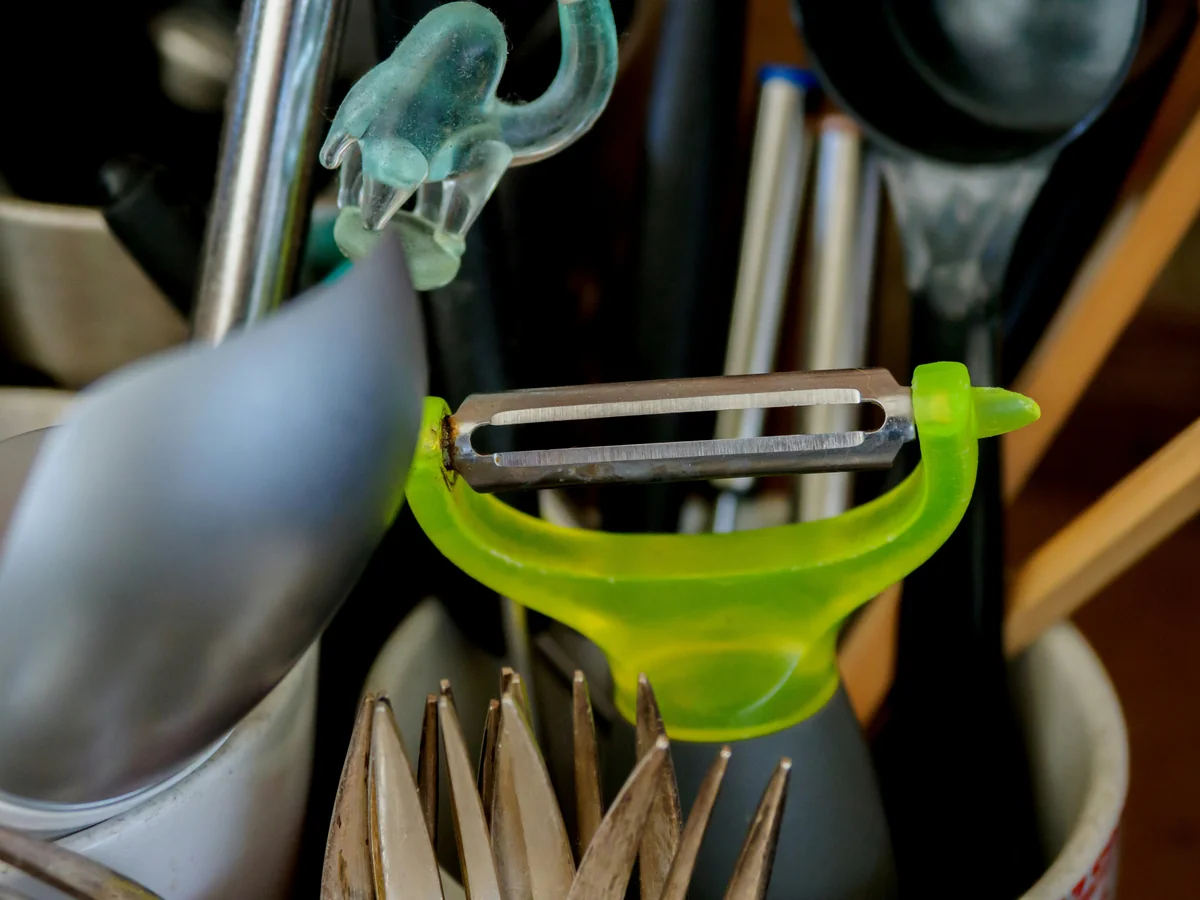close up, bokeh, macro, blur, blurred background, close focus, kitchen items, kitchen, household items, 
 - affordable ecofriendly kitchen gadgets 2026
