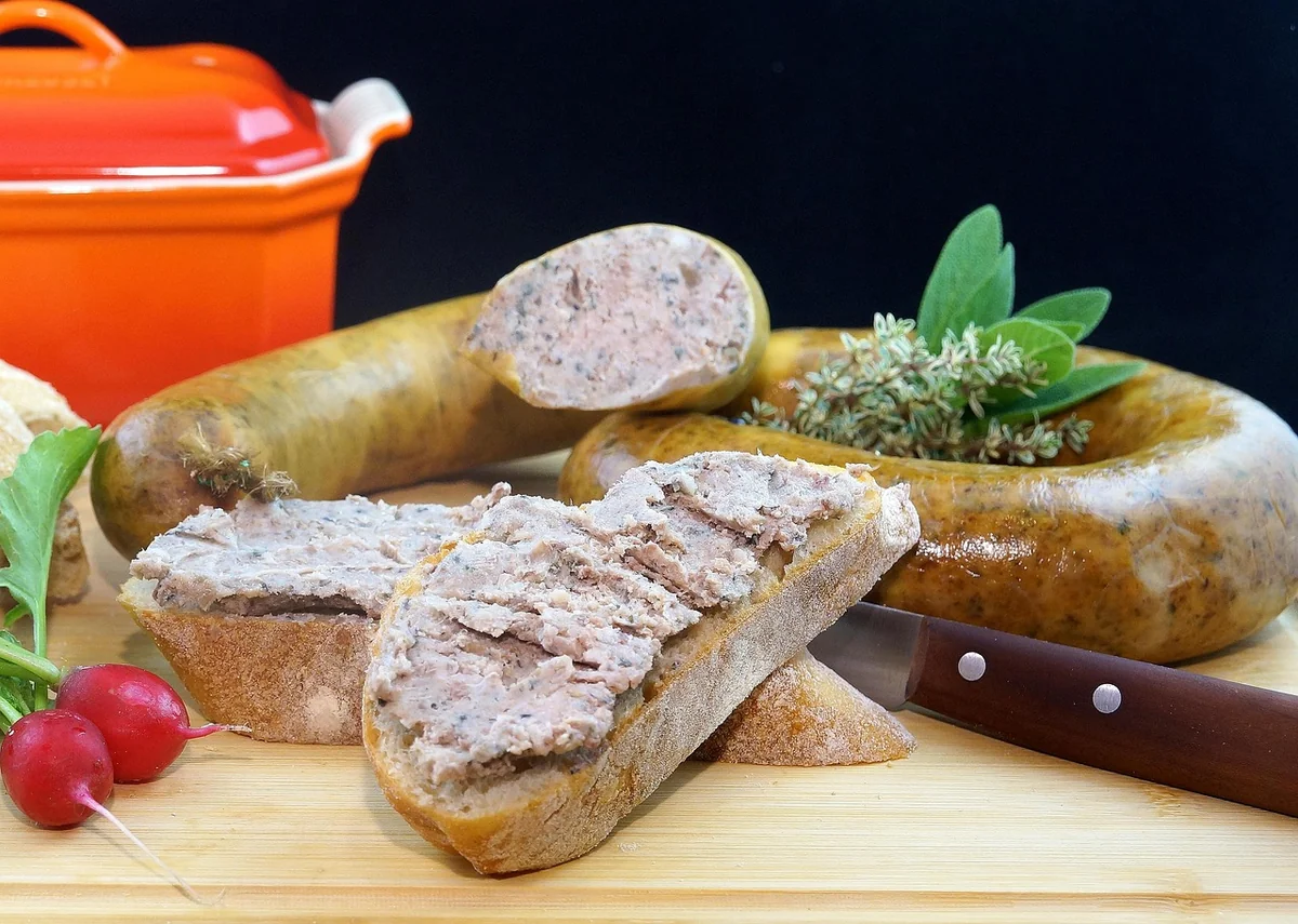 sausage, bread, buns, vegetables, ingredients, liver sausage, food, sausage, sausage, sausage, sausage, bread, bread, bread, bread, bread - best kitchen shears for cutting poultry and herbs