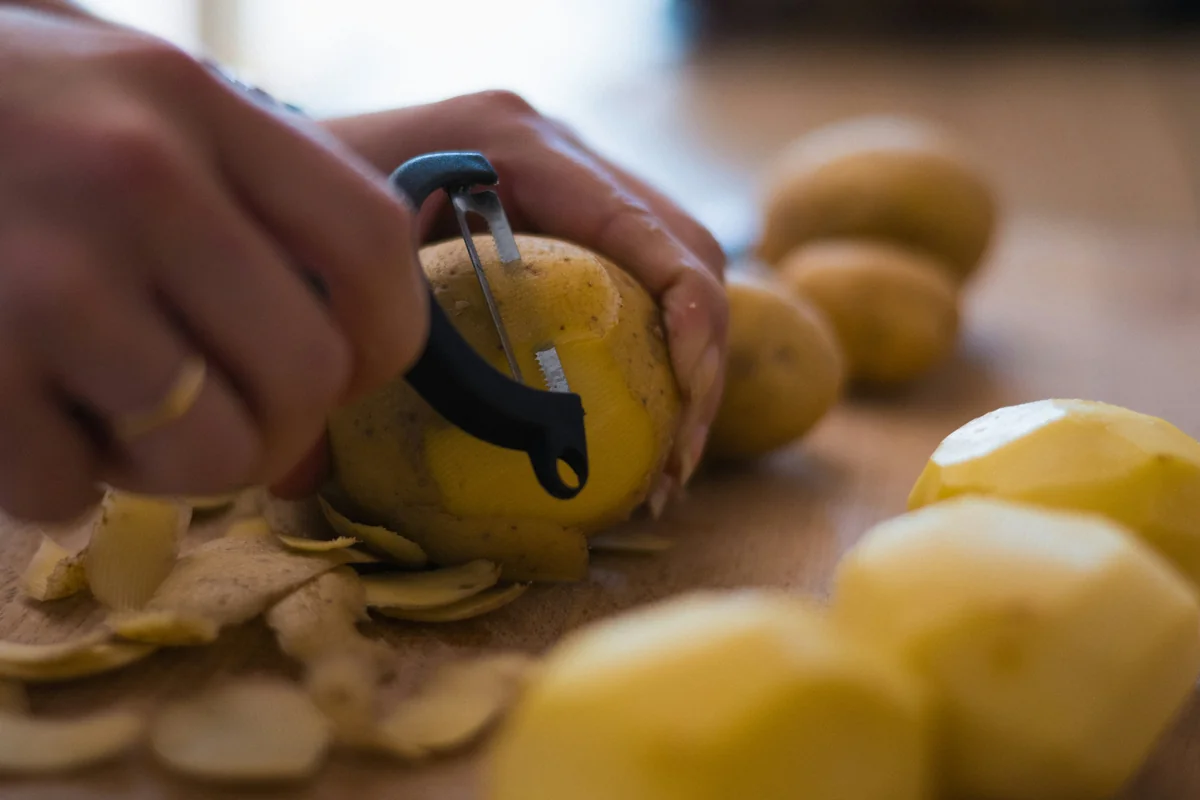Cooking Potatoes in the morning - top rated vegetable peelers for easy prep